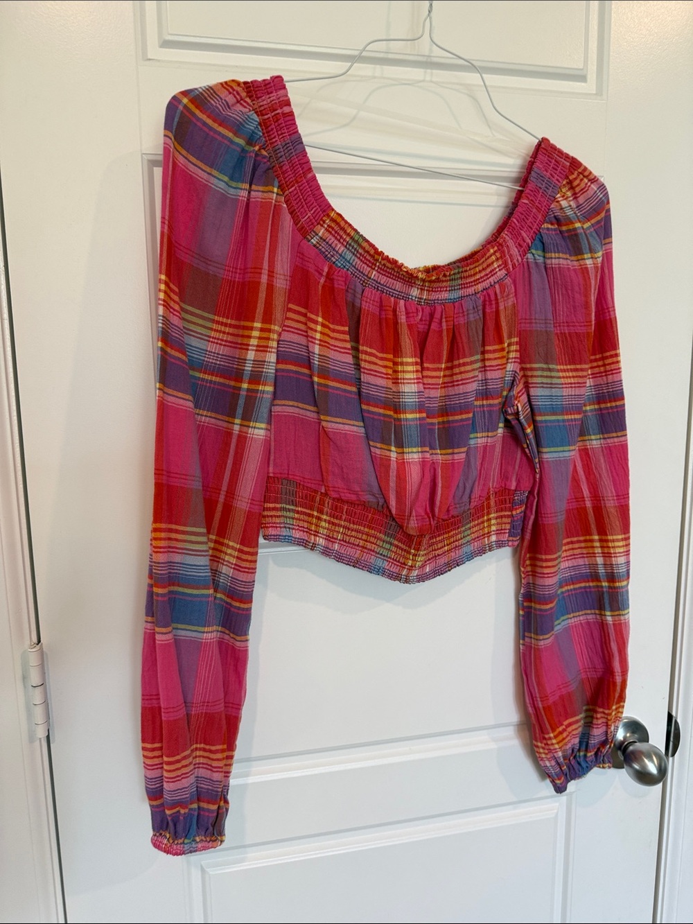 Sanctuary Pink Plaid Off-Shoulder Long-Sleeve Crop Top